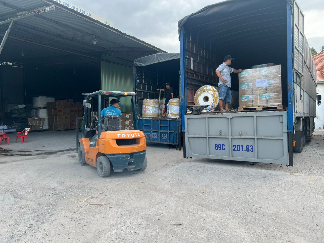 Tiêu chí cần lưu ý khi chọn dịch vụ vận tải Hồng Lĩnh đi Quảng Bình